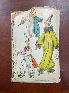 1952 Simplicity 4072 Pattern - Child's Clowns Costume