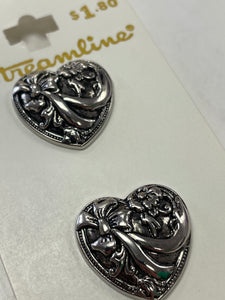 Buttons Shank Plastic 3/4" Set of 2 - Silver Hearts with Bows