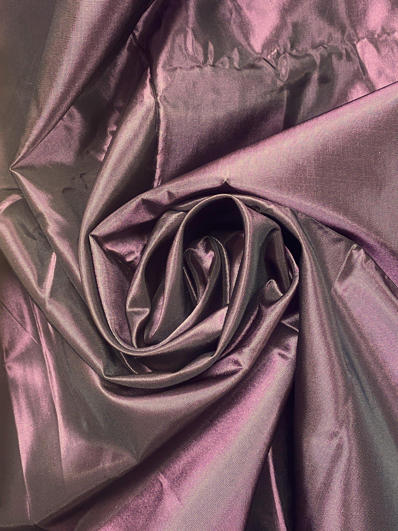 1 3/4 YD Polyester Taffeta - Iridescent Purple