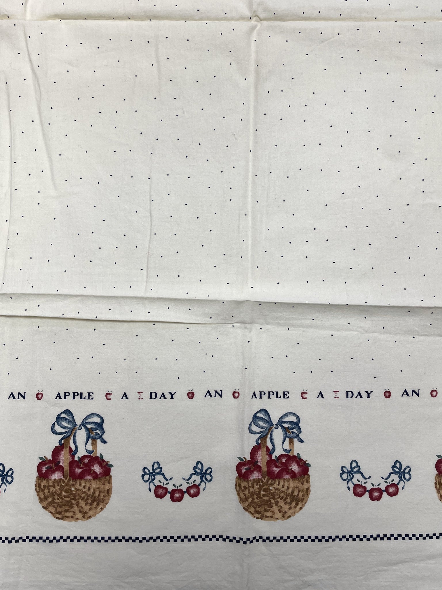 1994 7/8+ YD Quilting Cotton Remnant Vintage - Off White with Apple Basket Border and Tiny Navy Blue Dots