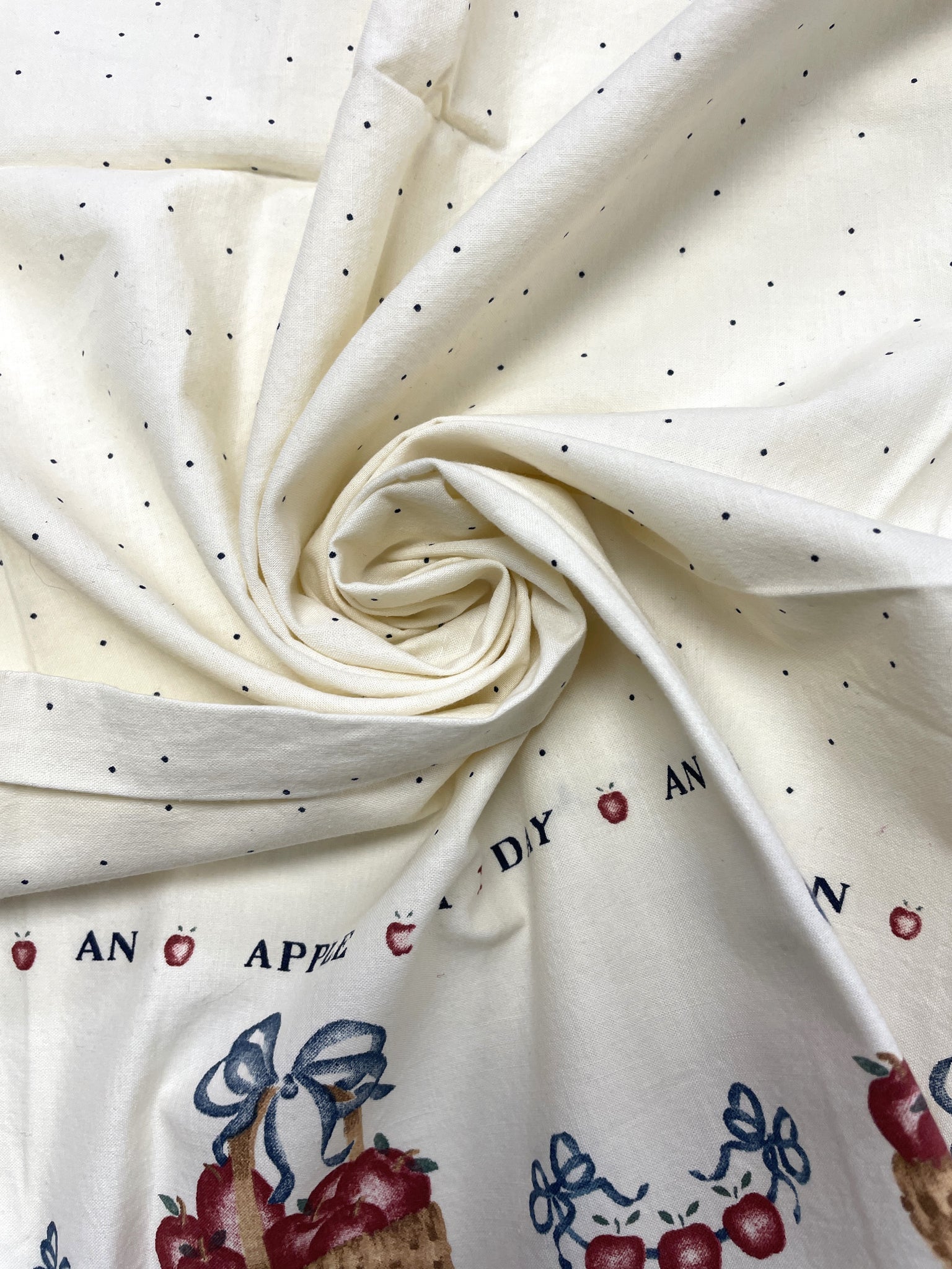 1994 7/8+ YD Quilting Cotton Remnant Vintage - Off White with Apple Basket Border and Tiny Navy Blue Dots