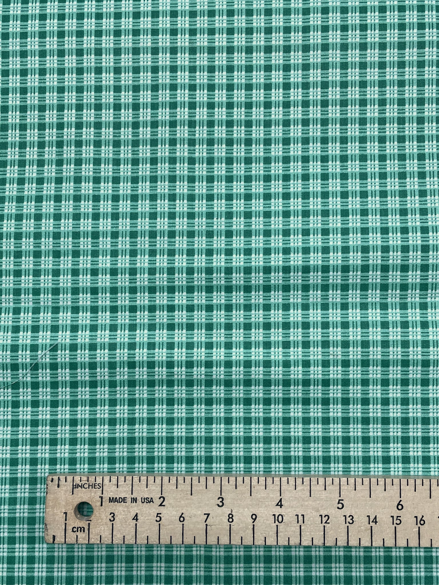 1 5/8 YD Poly/Cotton Printed Plaid - Green and White