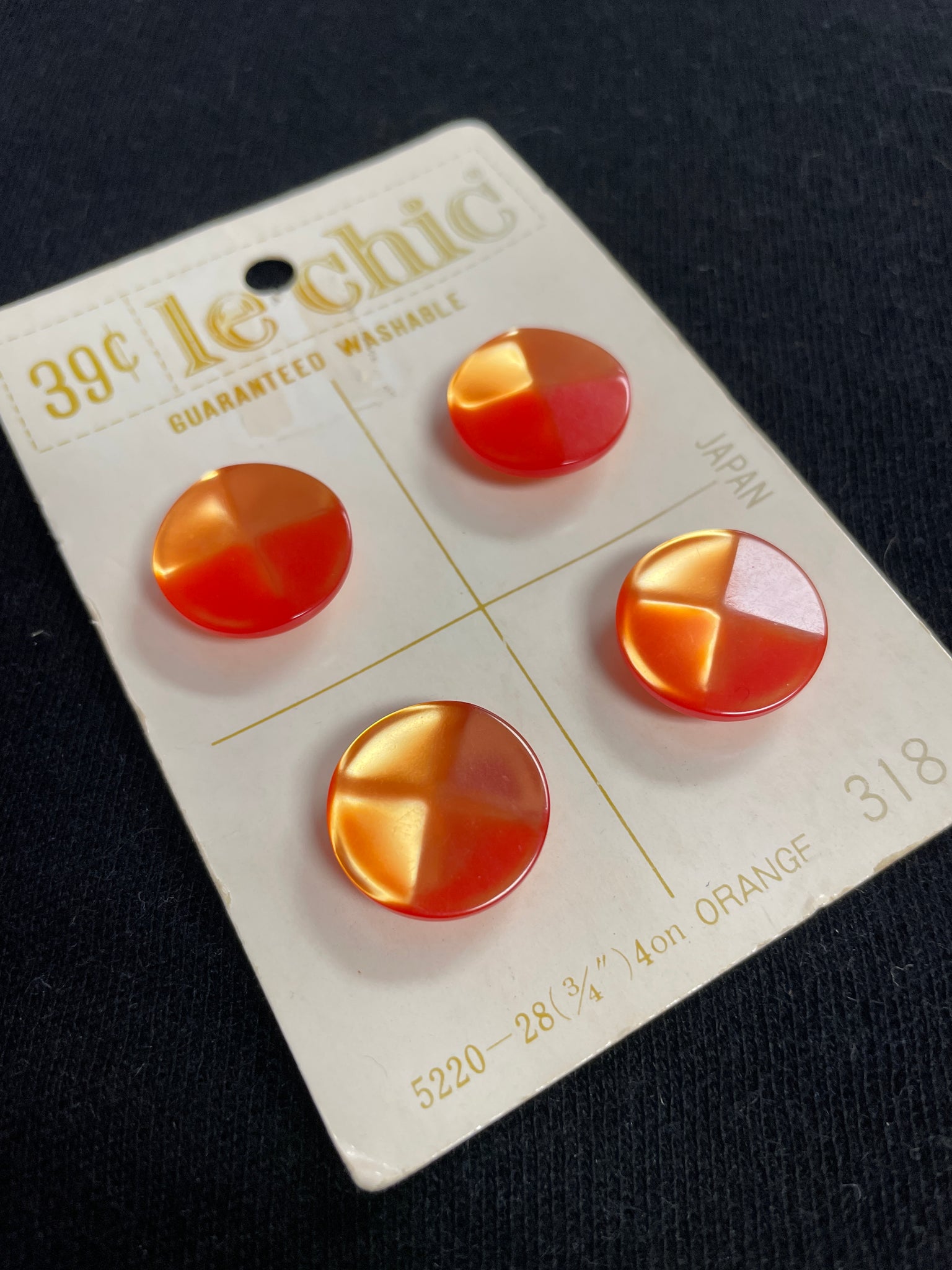 Button Plastic Vintage - Pearlescent Orange