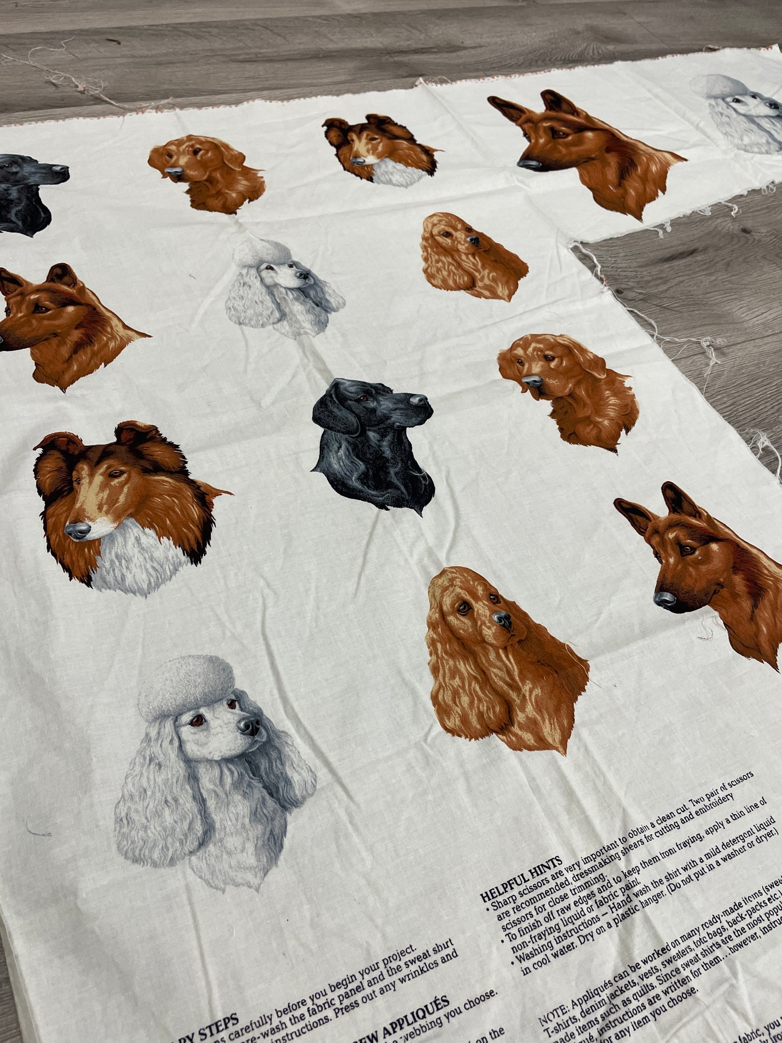 Quilting Cotton Panel Remnant Vintage - Dogs on Off White