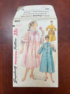 1954 Simplicity 4972 Sewing Pattern U.F.O. - Robe Cut out in Pink and White Gingham