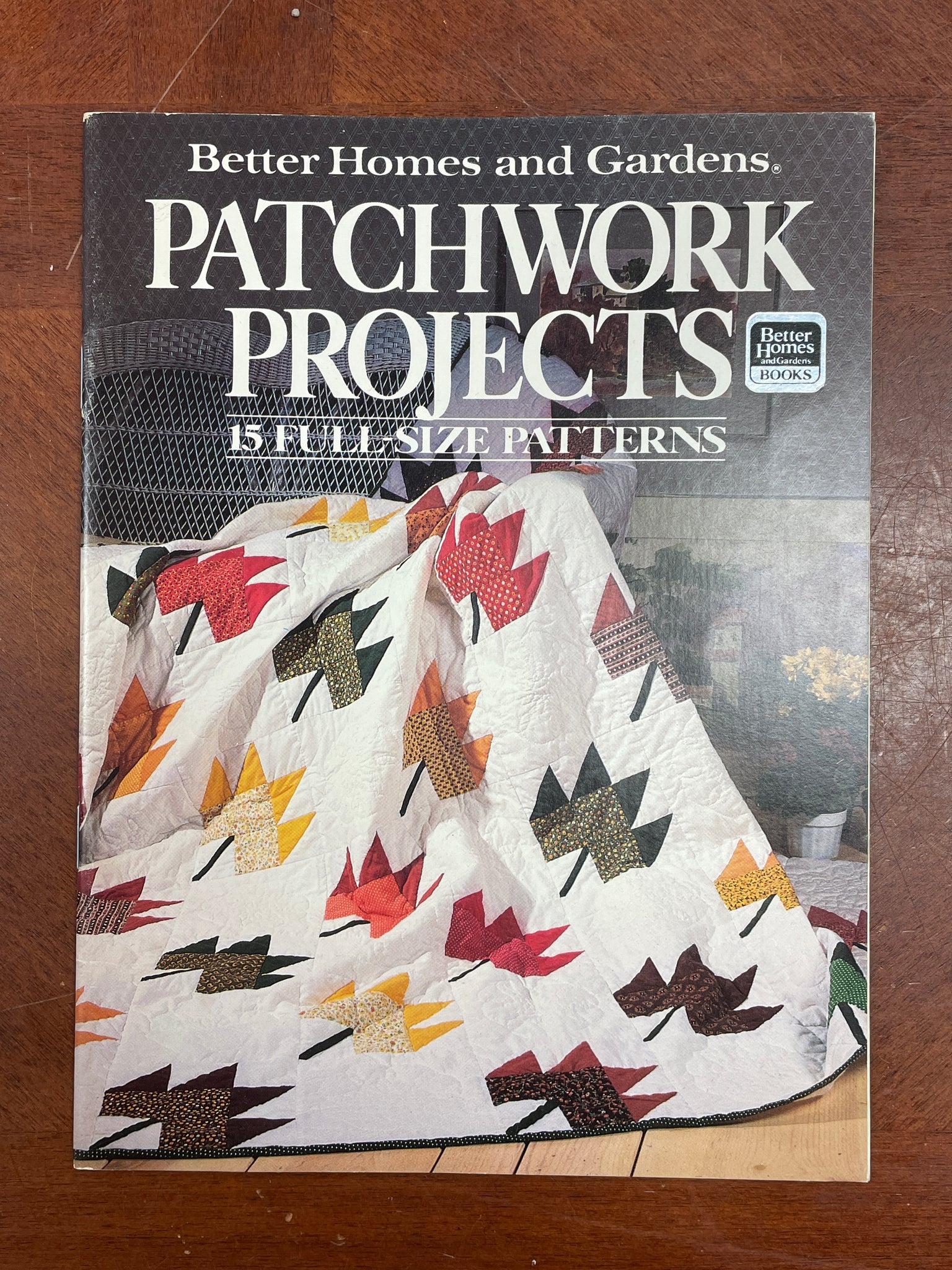1985 Quiltinig Book - "Patchwork Projects"