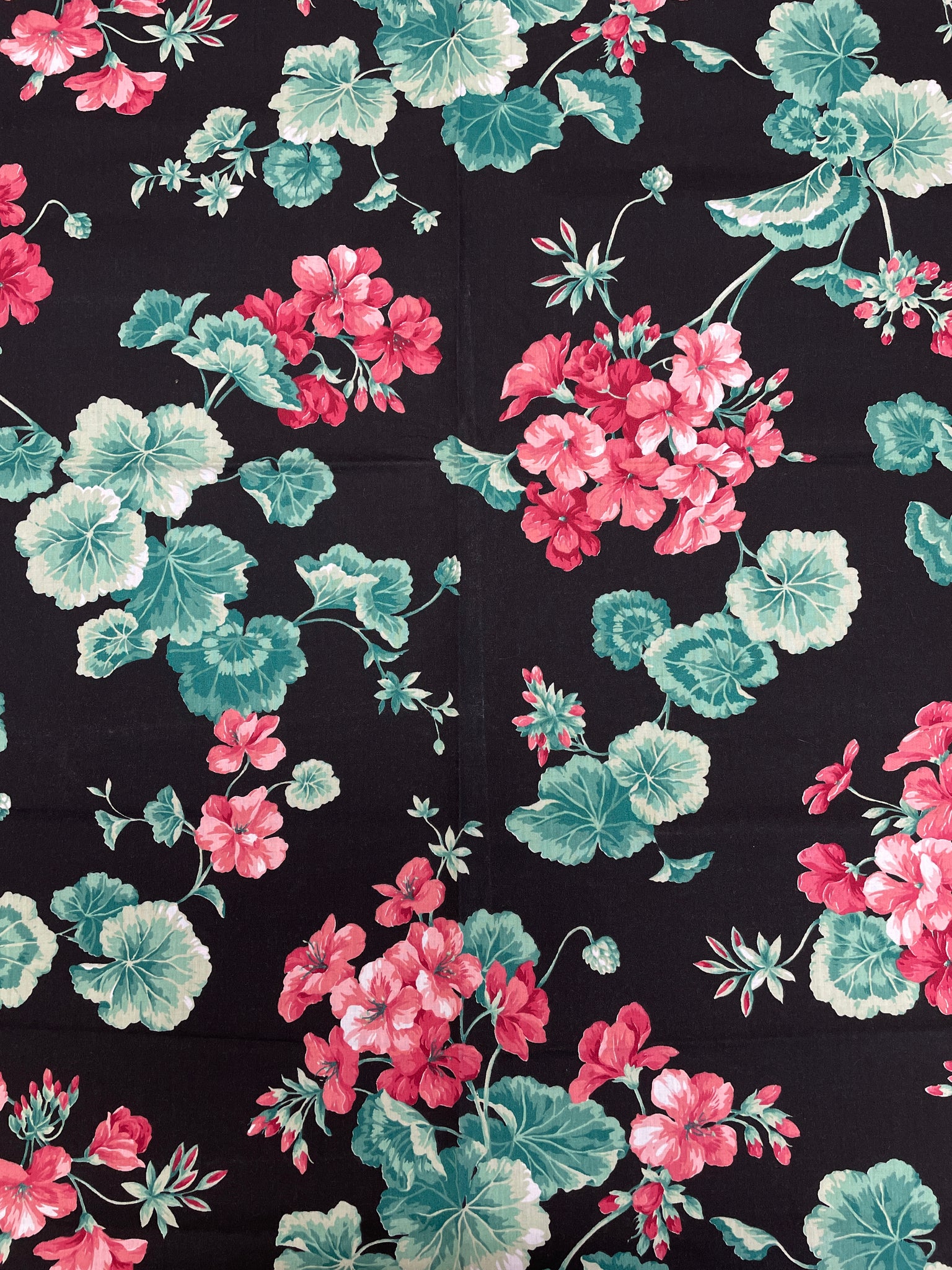 Cotton/Poly Vintage - Black with Pink Geraniums