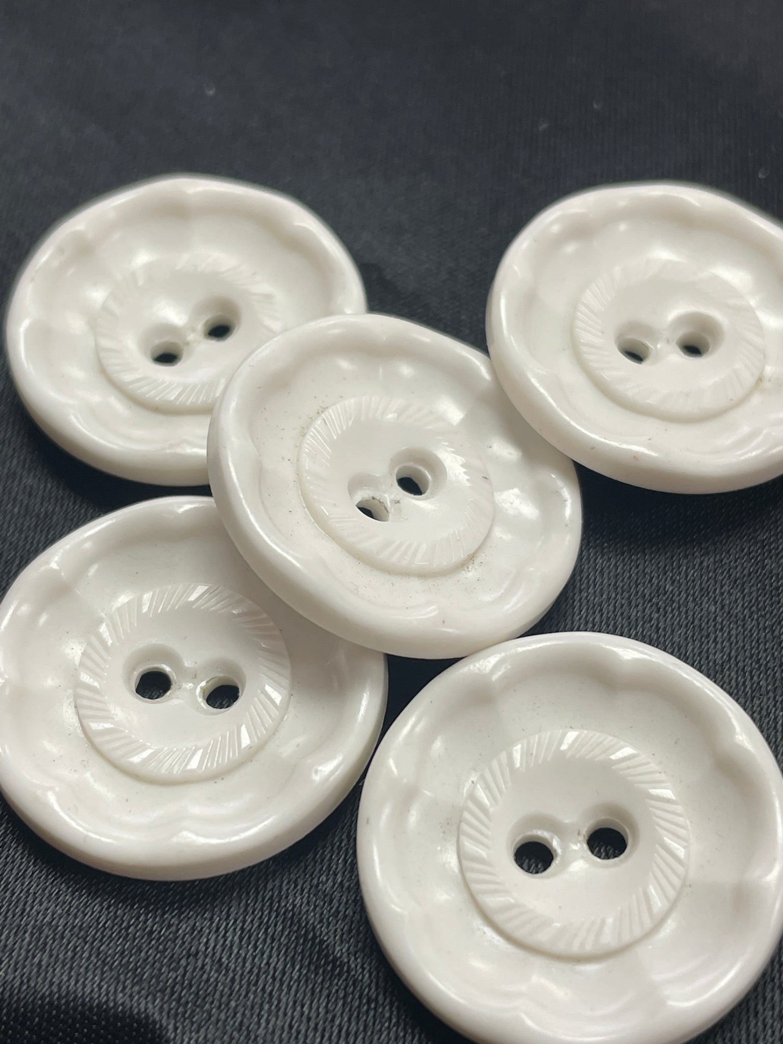 Button Plastic Set of 5 Vintage - White