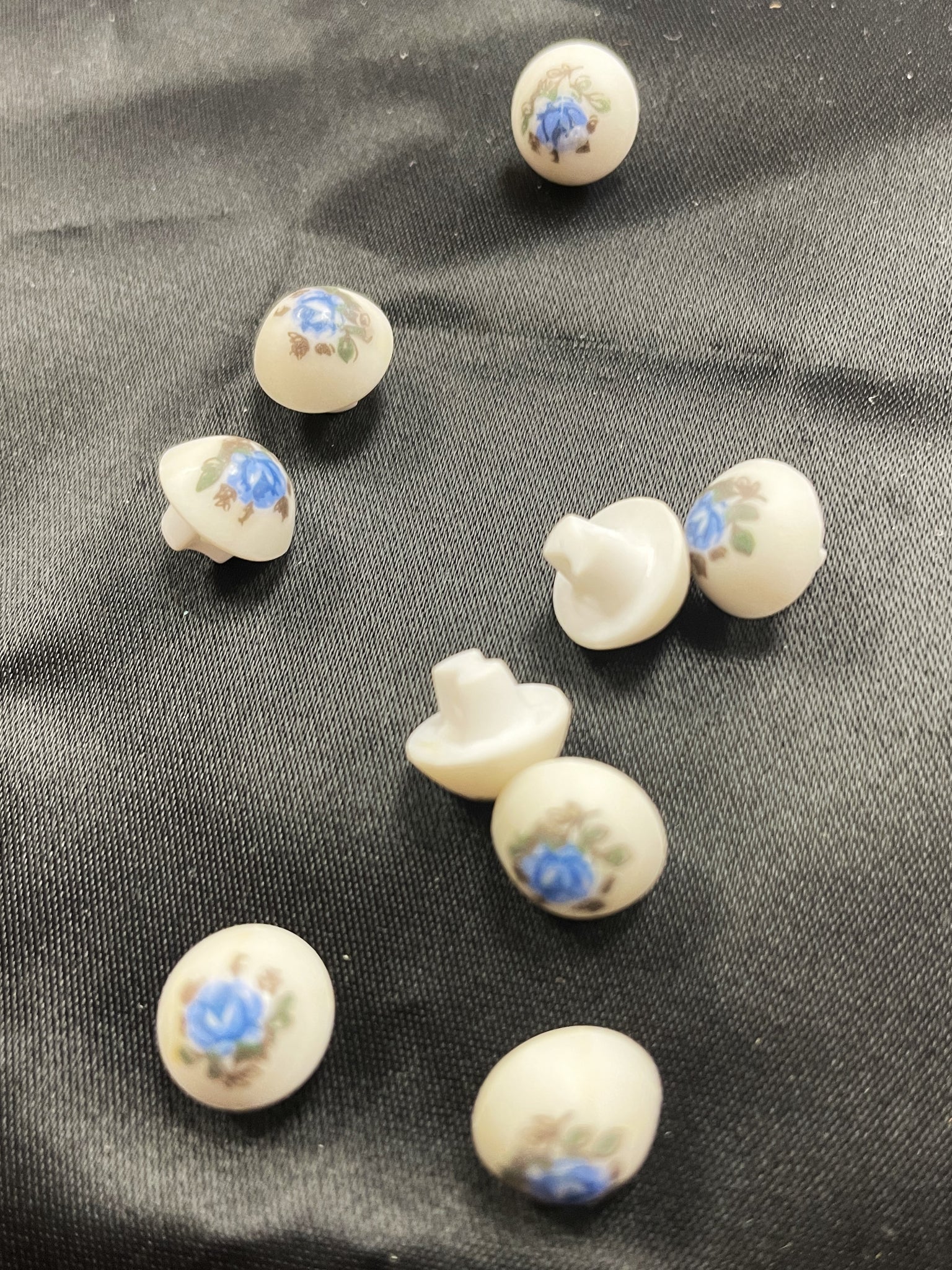 Button Plastic Set of 9 Vintage - White with Blue Flowers