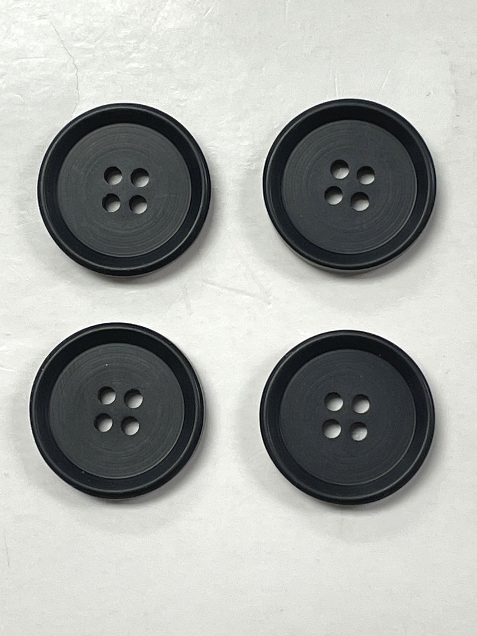 Button Plastic Set of 4 - Black