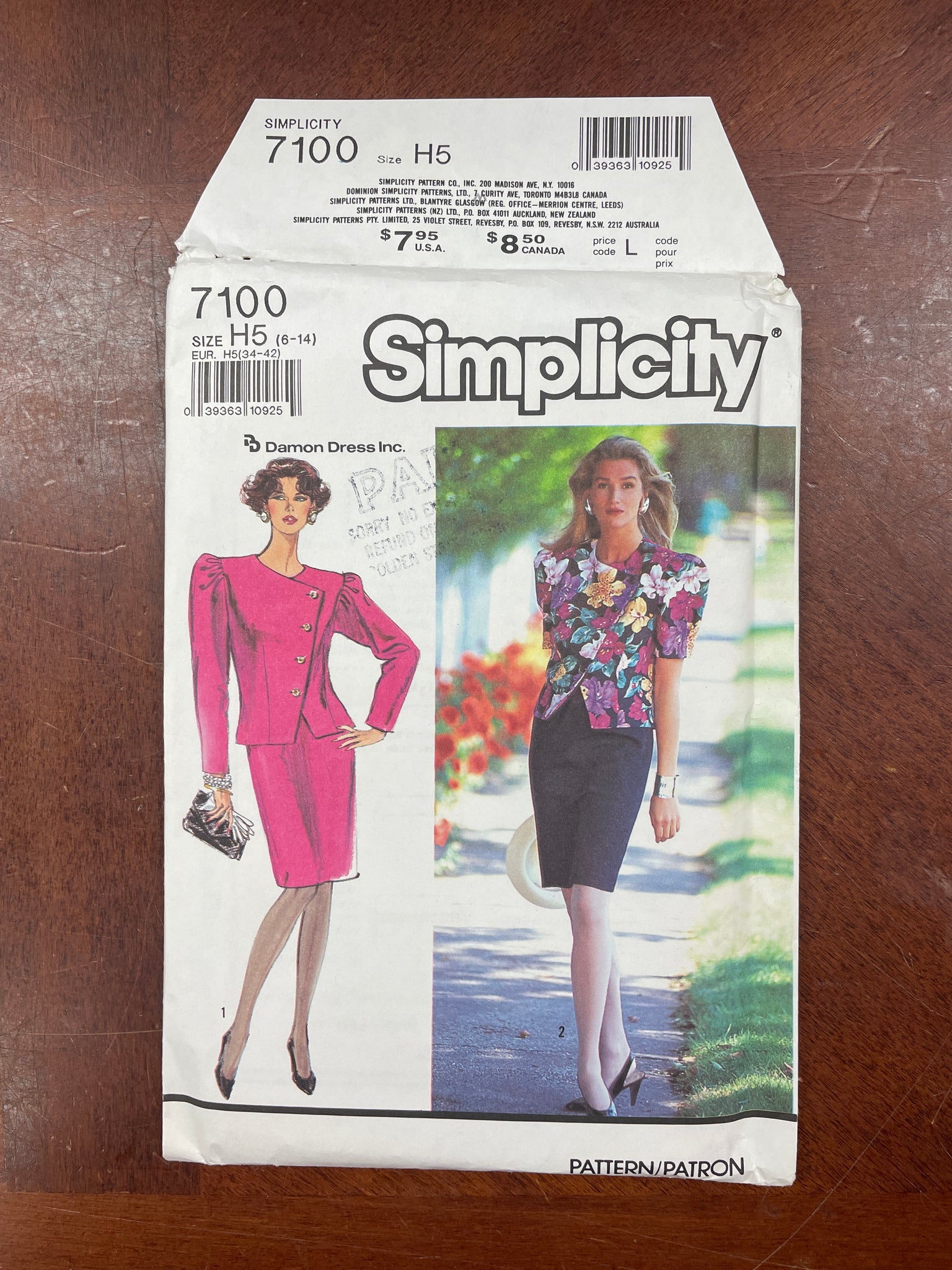 1990 Simplicity 7100 Pattern - Women's Suit Dress FACTORY FOLDED