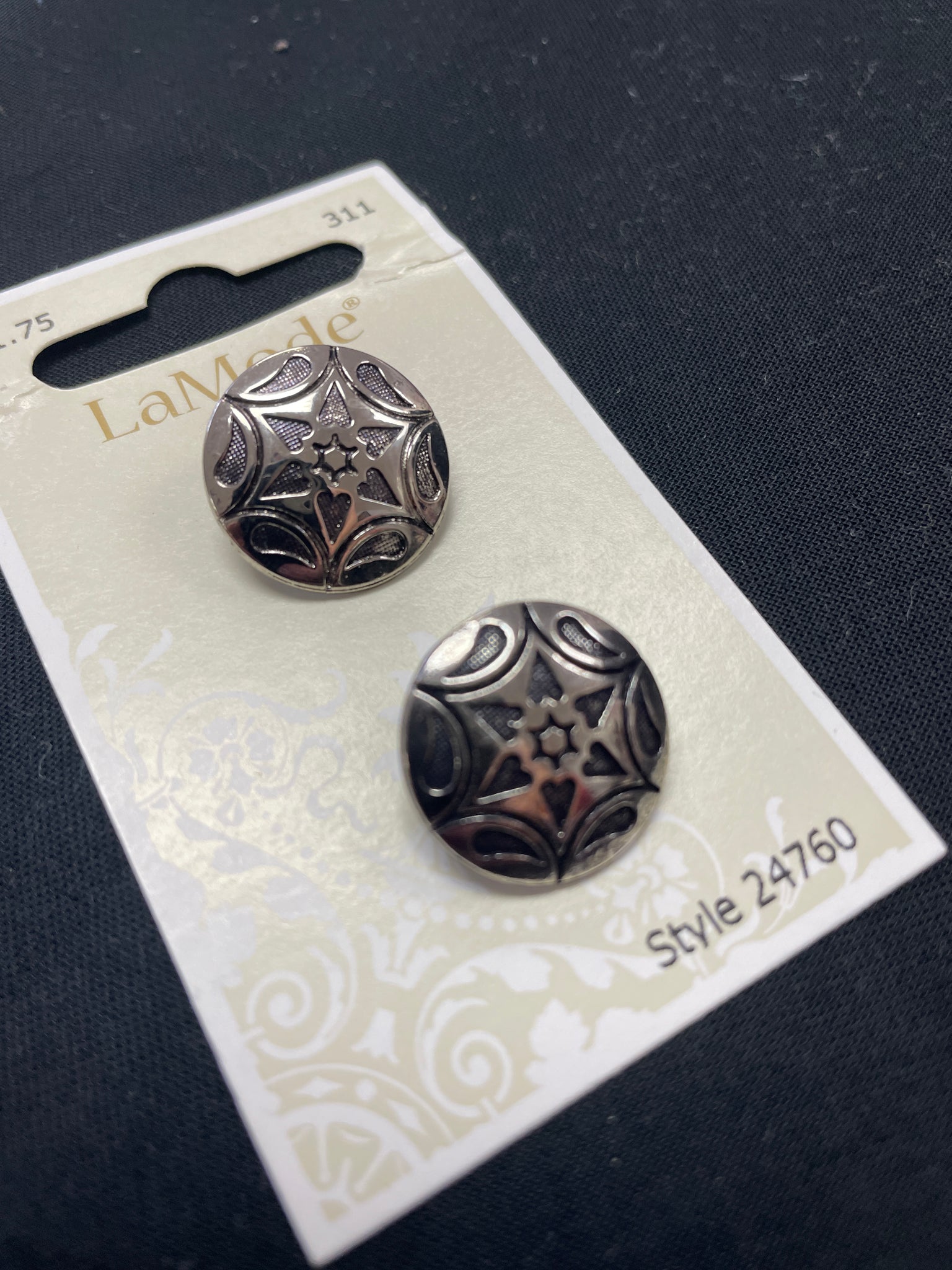 Buttons Metal Set of 2 - Silver Toned