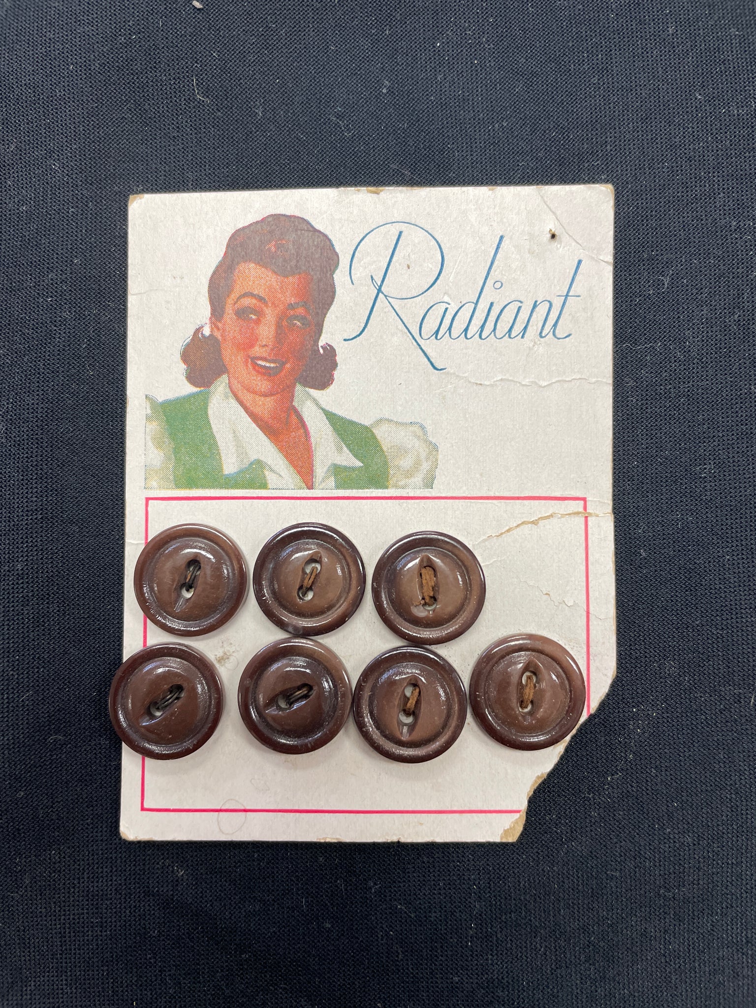 Buttons Set of 6 or 7 Vintage - Brown