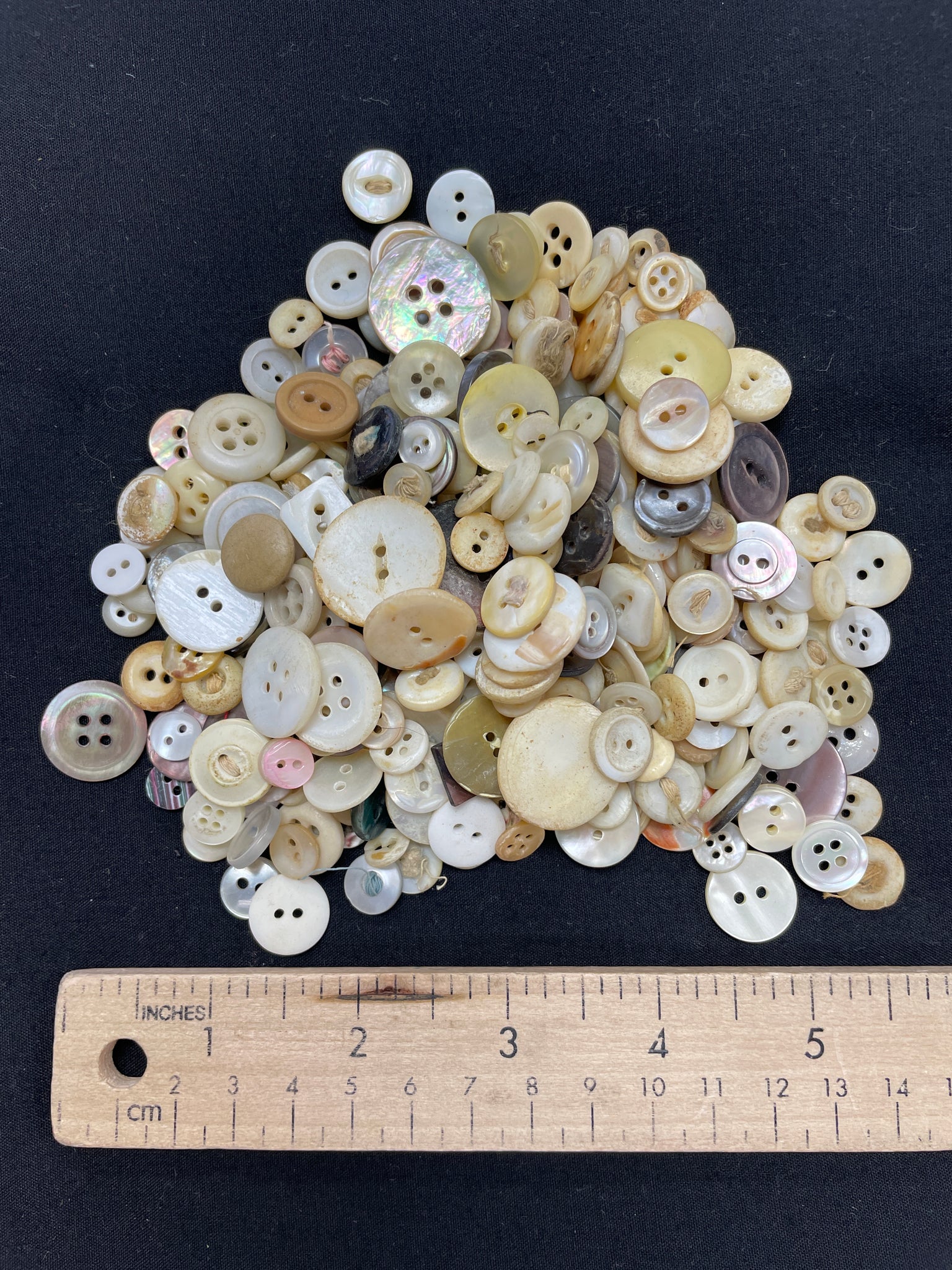 Buttons 1/2 Pound Bundle Vintage - Shell and Stone