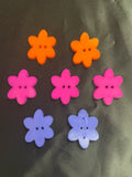 Button Set of 7 Plastic - Flowers