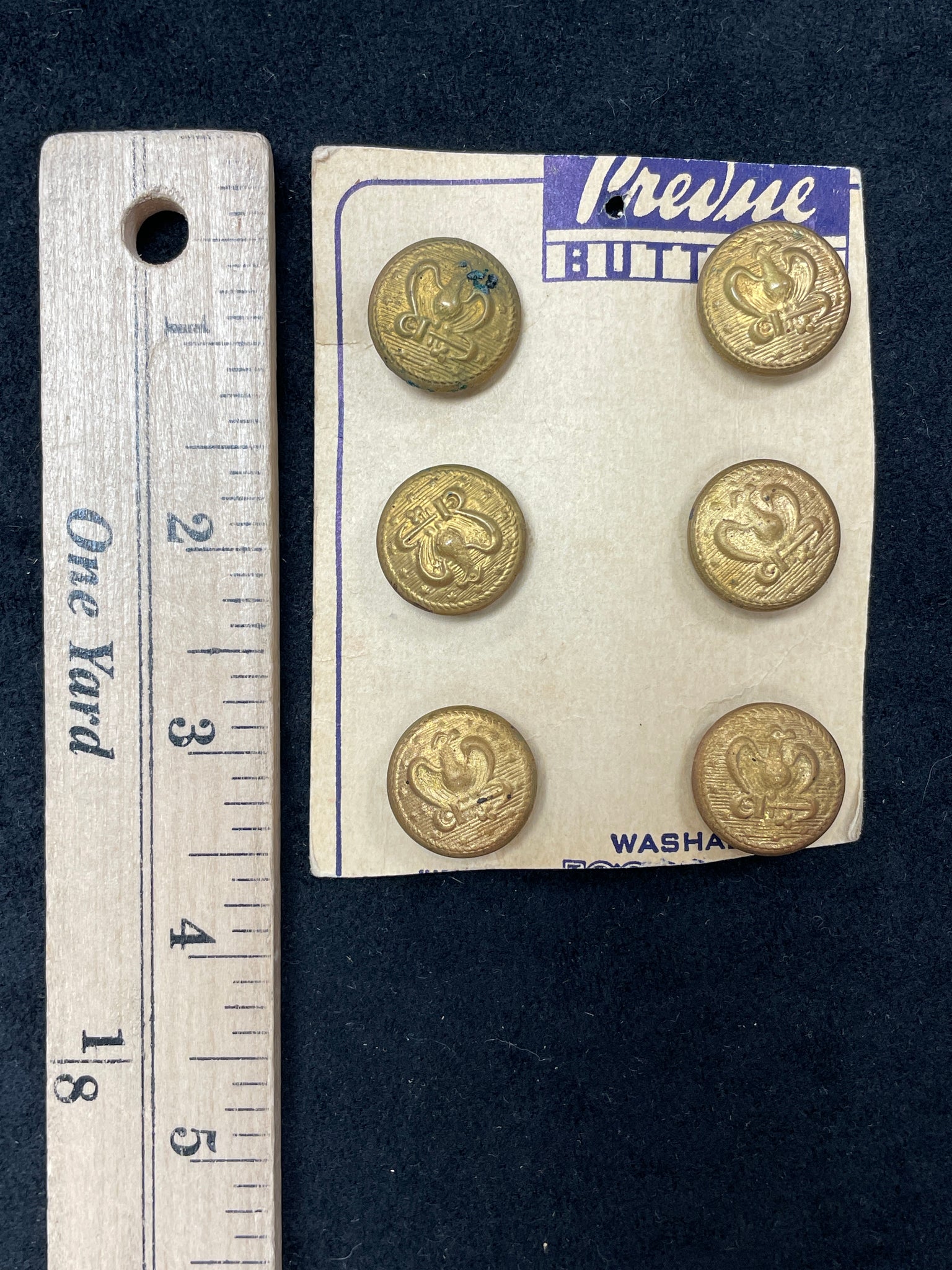 Button Metal Set of 6 Vintage - Brass with Eagles