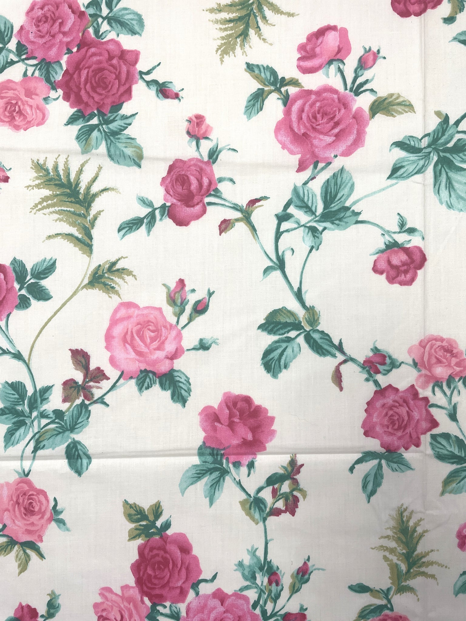 Poly/Cotton Vintage - Off White with Pink Roses