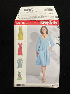 2019 Simplicity 8910 Pattern - Dress FACTORY FOLDED