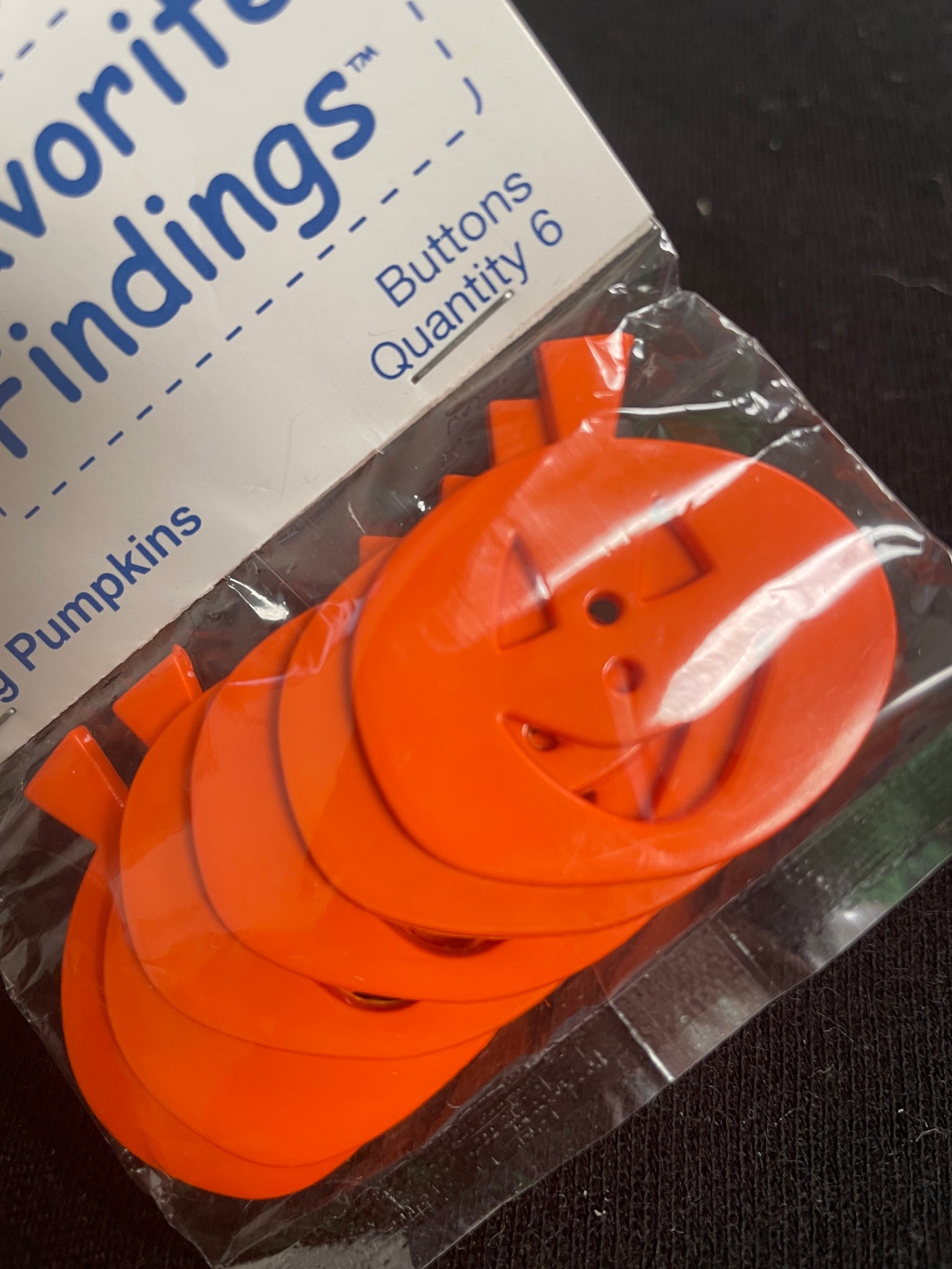 Buttons Plastic Set of 6 Vintage - Bright Orange Jack-O-Lanterns