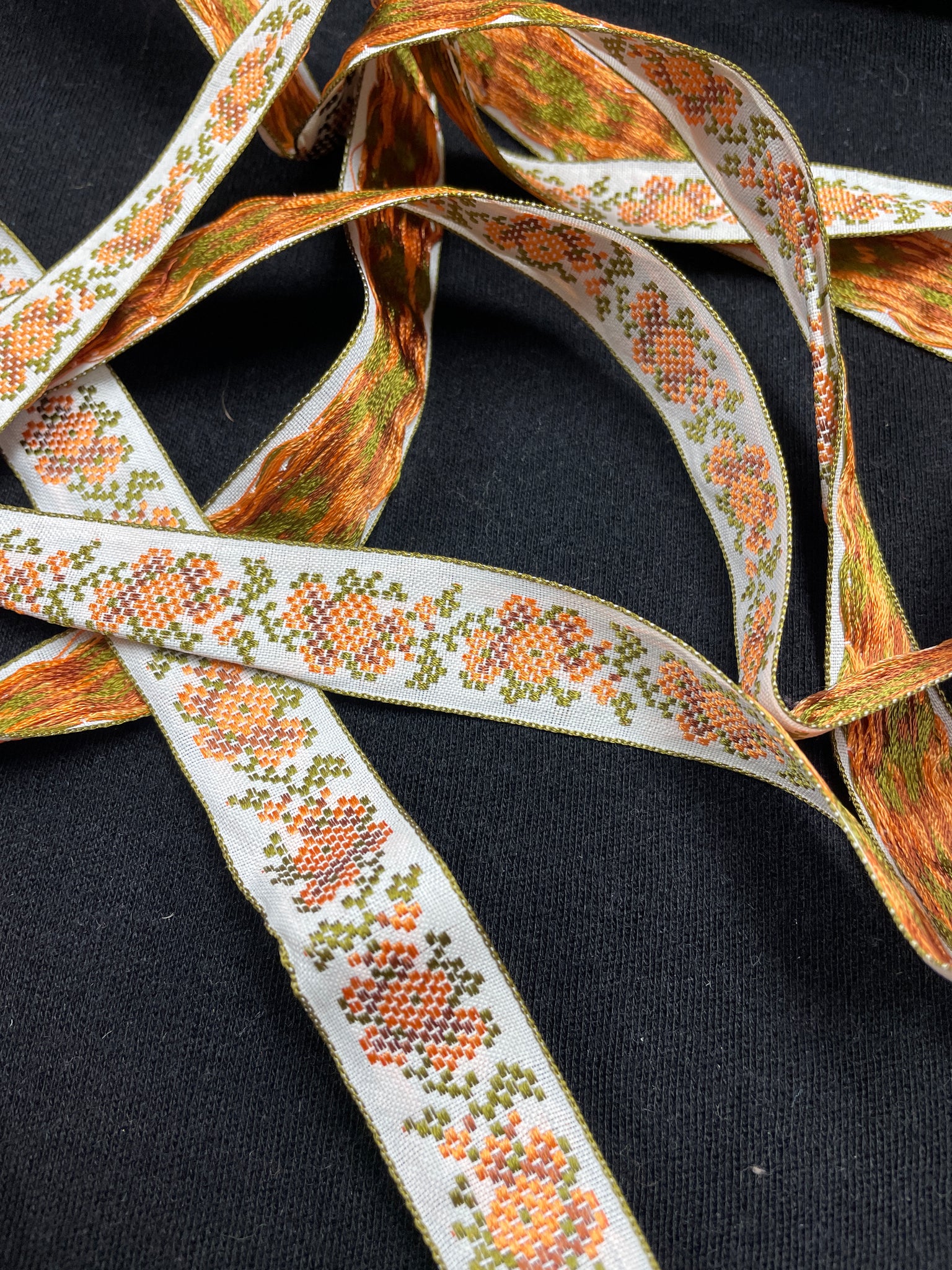 3 YD Rayon Ribbon Vintage - Off White with Orange and Brown Flowers