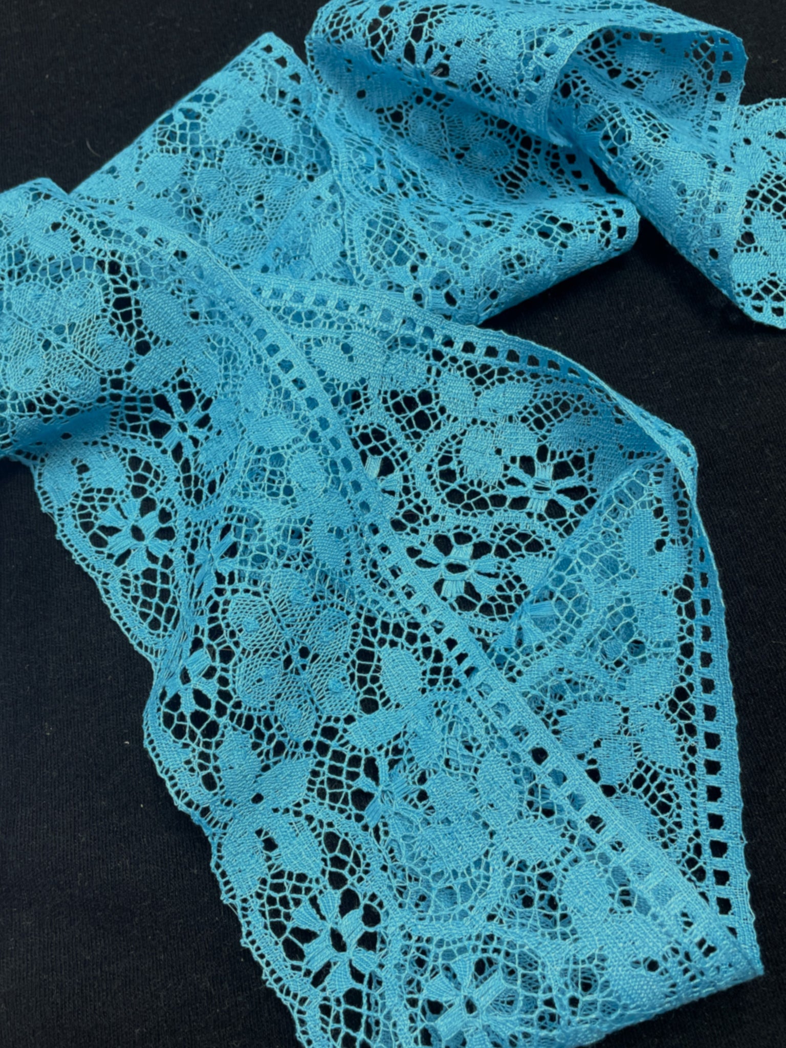 3 1/8 YD Nylon Floral Lace Trim - Turquoise