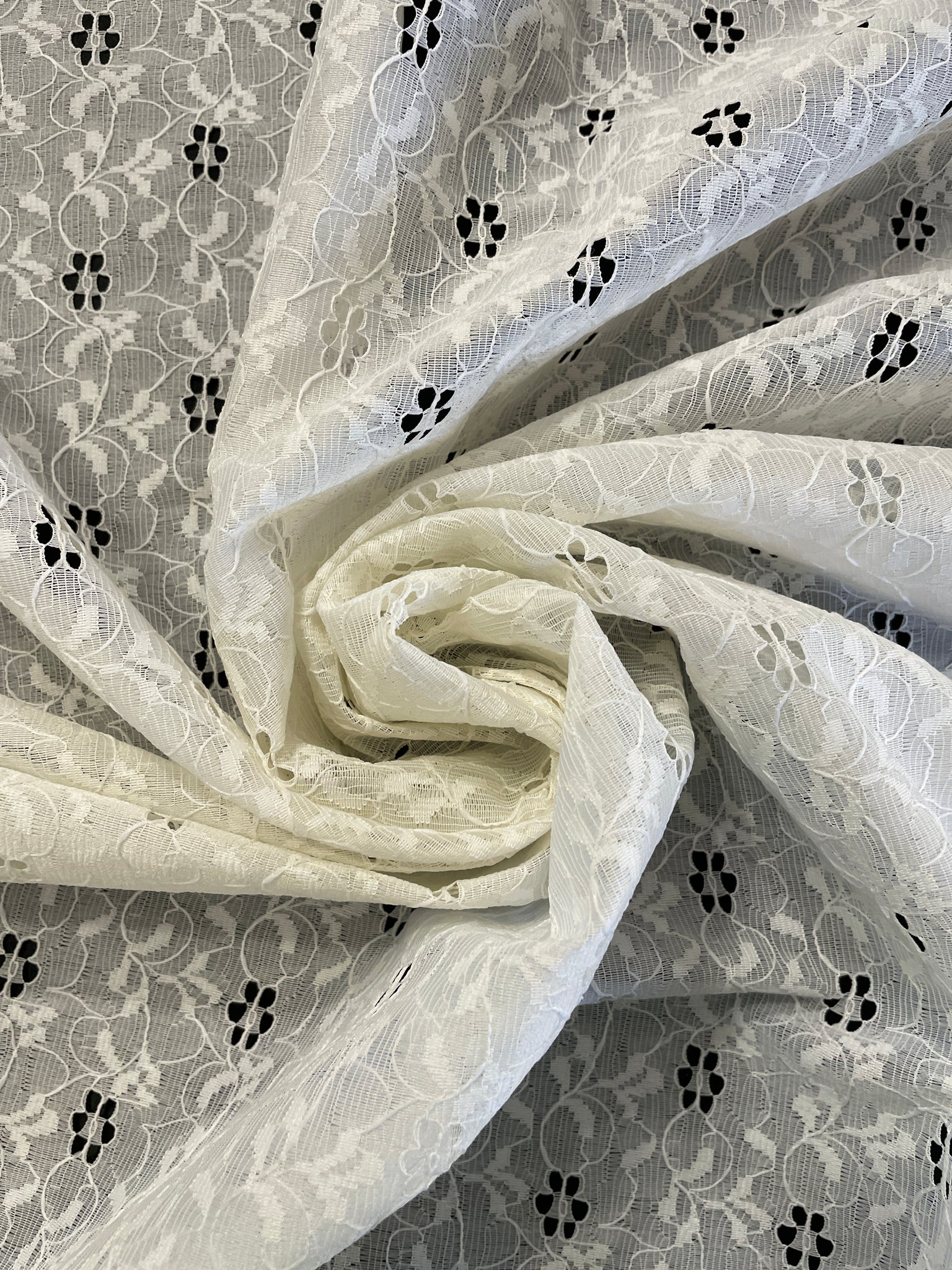 SALE 2 YD Polyester Floral Lace - Off White